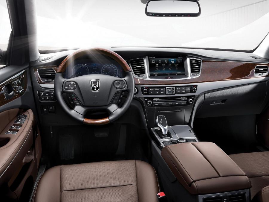  Hyundai Equus 2012 года  (фото 38 из 41)